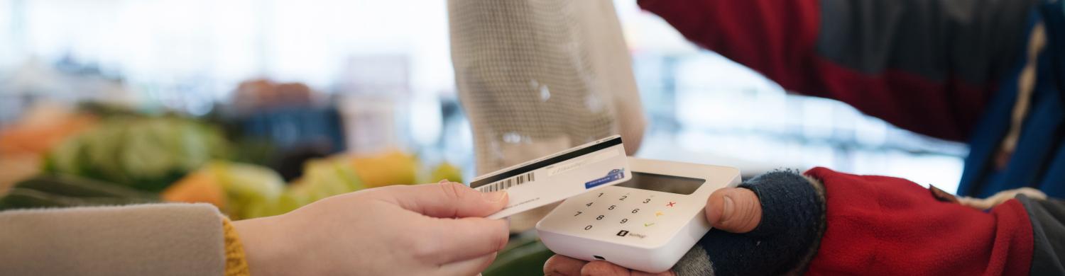 L’AFDN et Nestlé France se sont associés pour évaluer la perception, les pratiques et les besoins de formation des diététiciens nutritionnistes en matière d’alimentation durable. L’enquête, réalisée dans un contexte d’évolution forte des préoccupations des Français quant à l’impact environnemental de leurs consommations pose la question de l’accompagnement des patients.