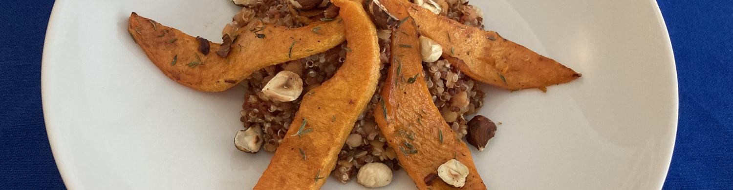 Duo de Quinoa et lentilles corail aux épices, butternut rôtie et noisettes torréfiées