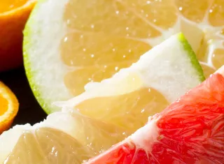 Les fruits et les vitamines.