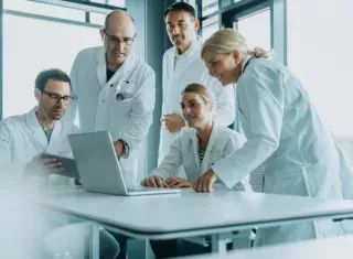 équipe de docteurs