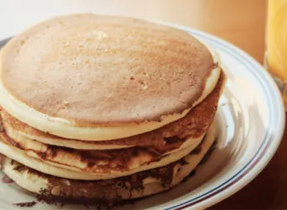 assiette de pancakes
